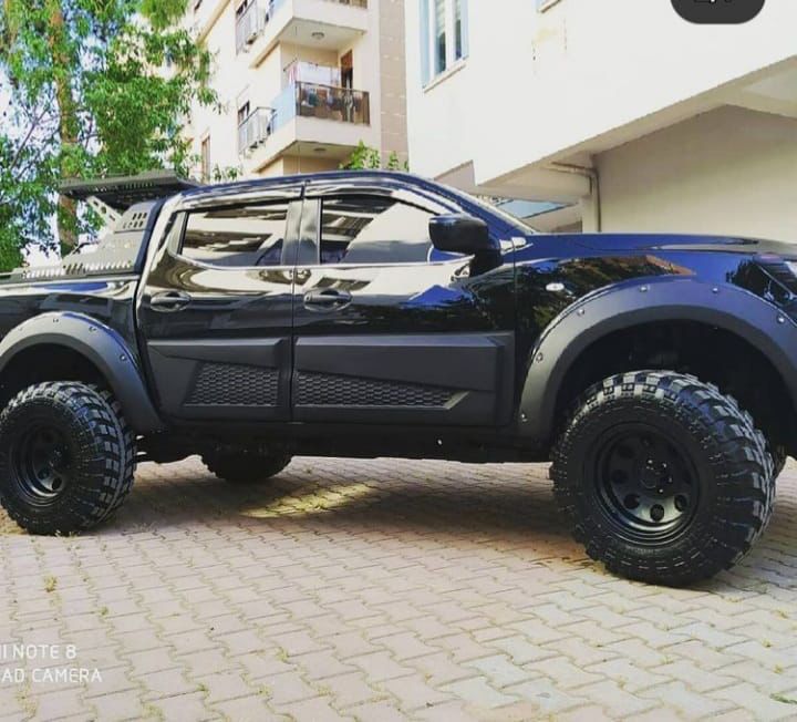 Nissan Navara Kapı Kaplama Dodikleri