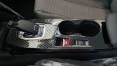 2008 IÇIN UYUMLU ORTA KONSOL KAPLAMA - KARBON