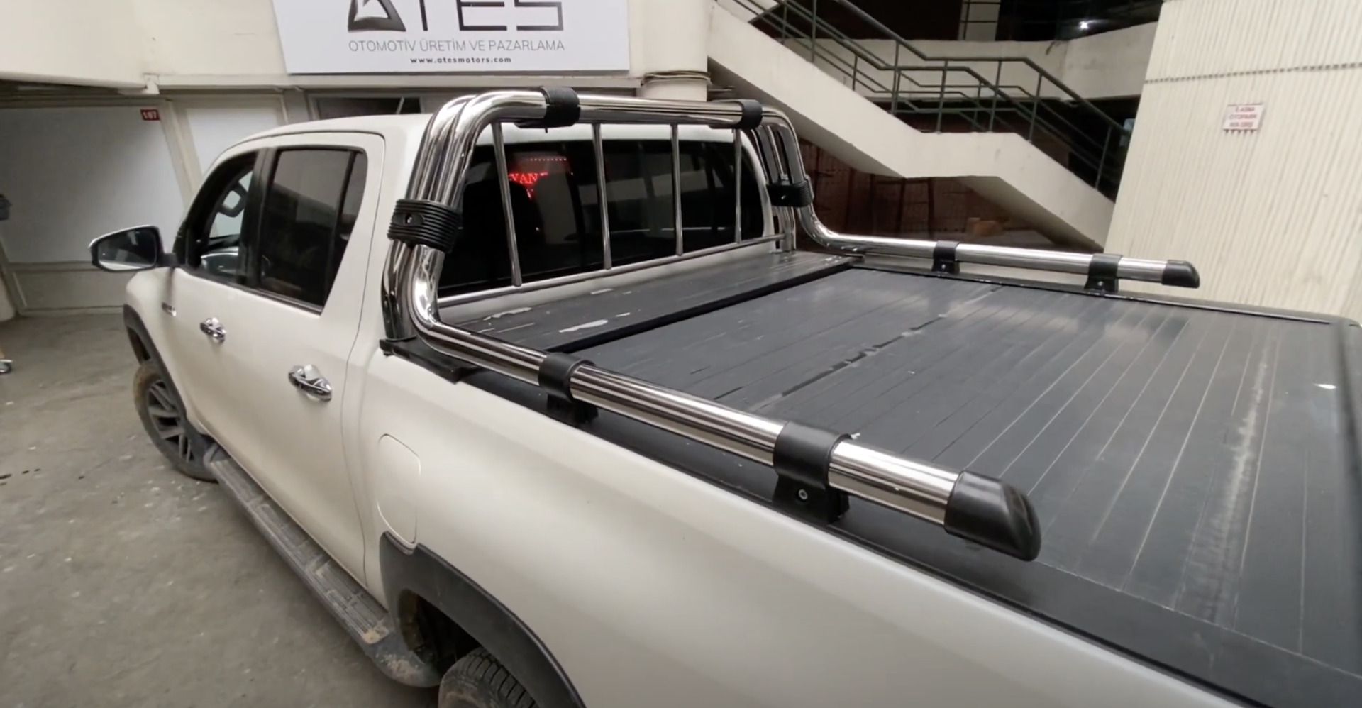 Toyota Hilux Krom Rollbar