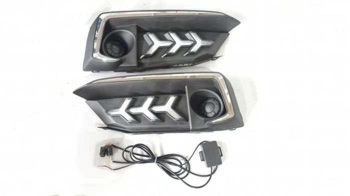 CIVIC FC5 2019+ IÇIN UYUMLU ÖN SIS LEDI MAKYAJLI KASA AGAÇ MODEL HAREKETLI