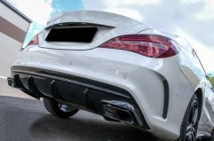 W117 CLA IÇIN UYUMLU CLA 45 GÖRÜNÜM DIFÜZÖR & EGZOZ SETI 13-15 SIYAH EGZOZ ILE