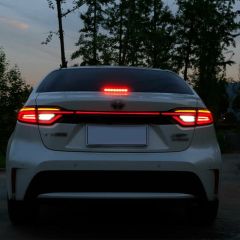 COROLLA 2019+ IÇIN UYUMLU LED STOP SPOILER KIRMIZI