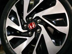 CIVIC FC5 2016-2020 IÇIN UYUMLU JANT GÖBEGI 'H' LOGOLU