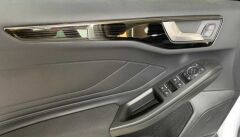 FOCUS IÇIN UYUMLU 2019+ KAPI DÖSEME KAPLAMA TITANYUM SIYAH