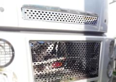 Ford GENİŞ MODEL DELİKLİ PANJUR KROMU