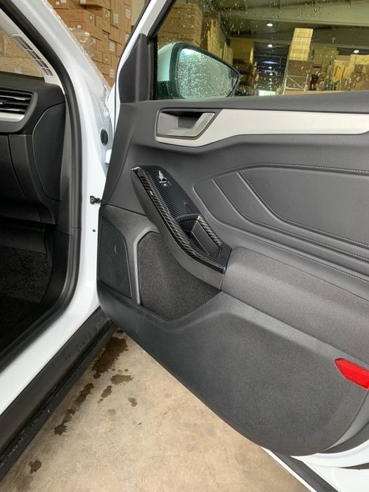 FOCUS IÇIN UYUMLU 2019+ KAPI KOLÇAK KAPLAMA KARBON(ABS)