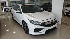 CIVIC CONCEPT MODEL ÖN TAMPON EK PIANO BLACK DETAYLI