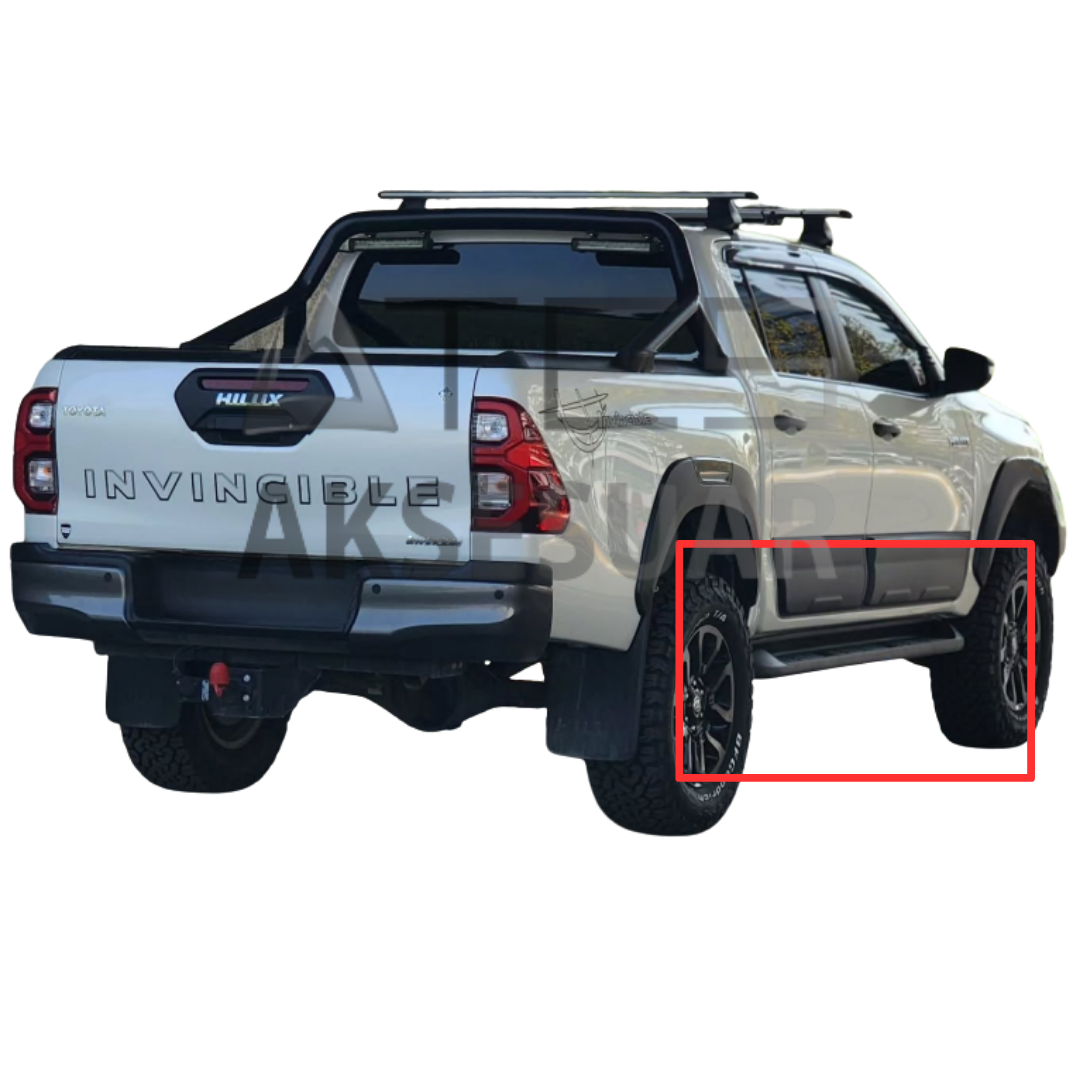 TOYOTA HİLUX 2024+ YAN BASAMAK