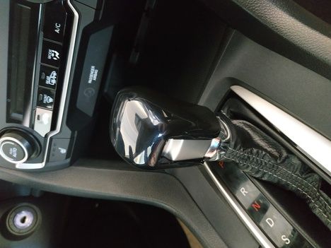 CIVIC FC5 2016-2020 IÇIN UYUMLU VITES TOPUZU KAPLAMA SIYAH