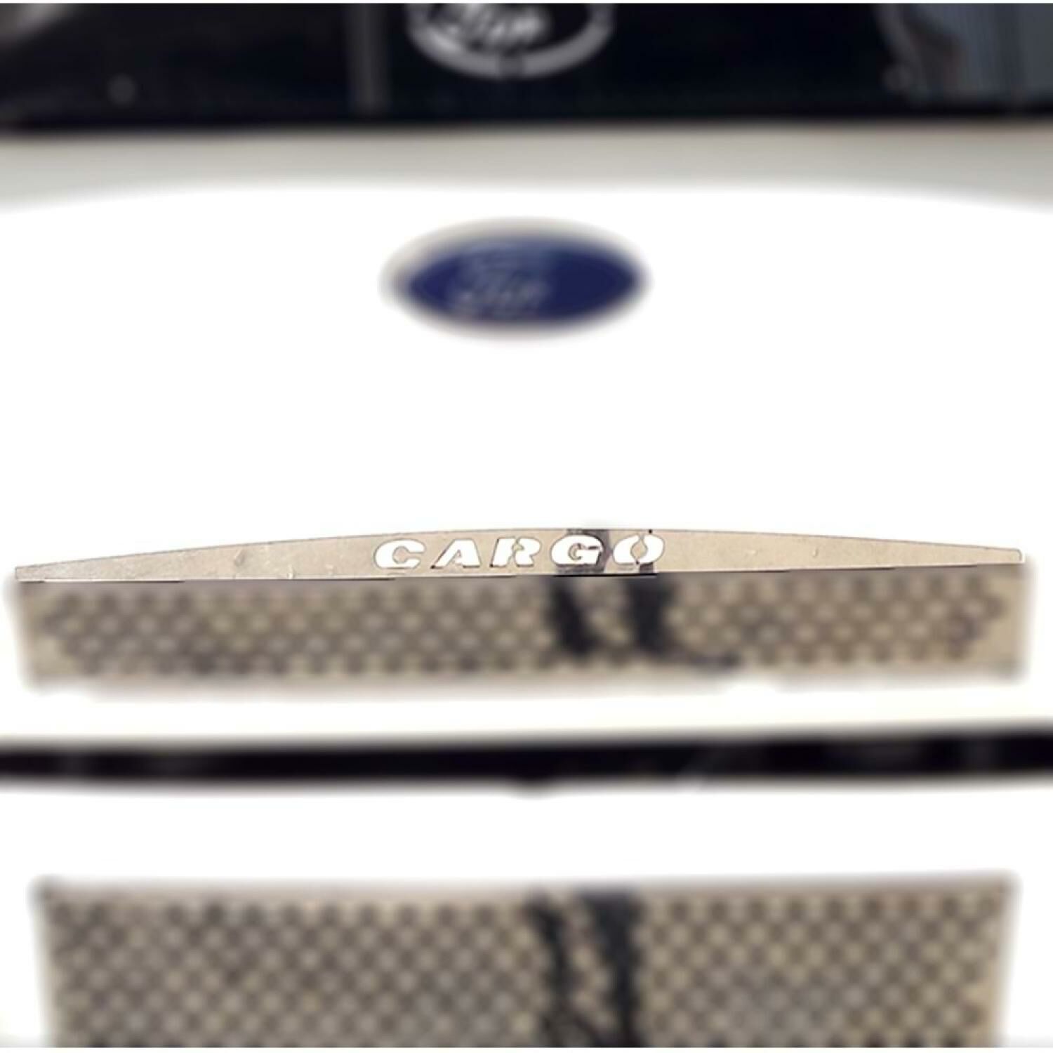 Ford 2019A KADAR OLAN MODELLER PANJUR ÜSTÜ CARGO KROMU