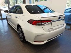 COROLLA 2019+ IÇIN UYUMLU ARKA TAMPON ALT ÇITASI PIANO BLACK