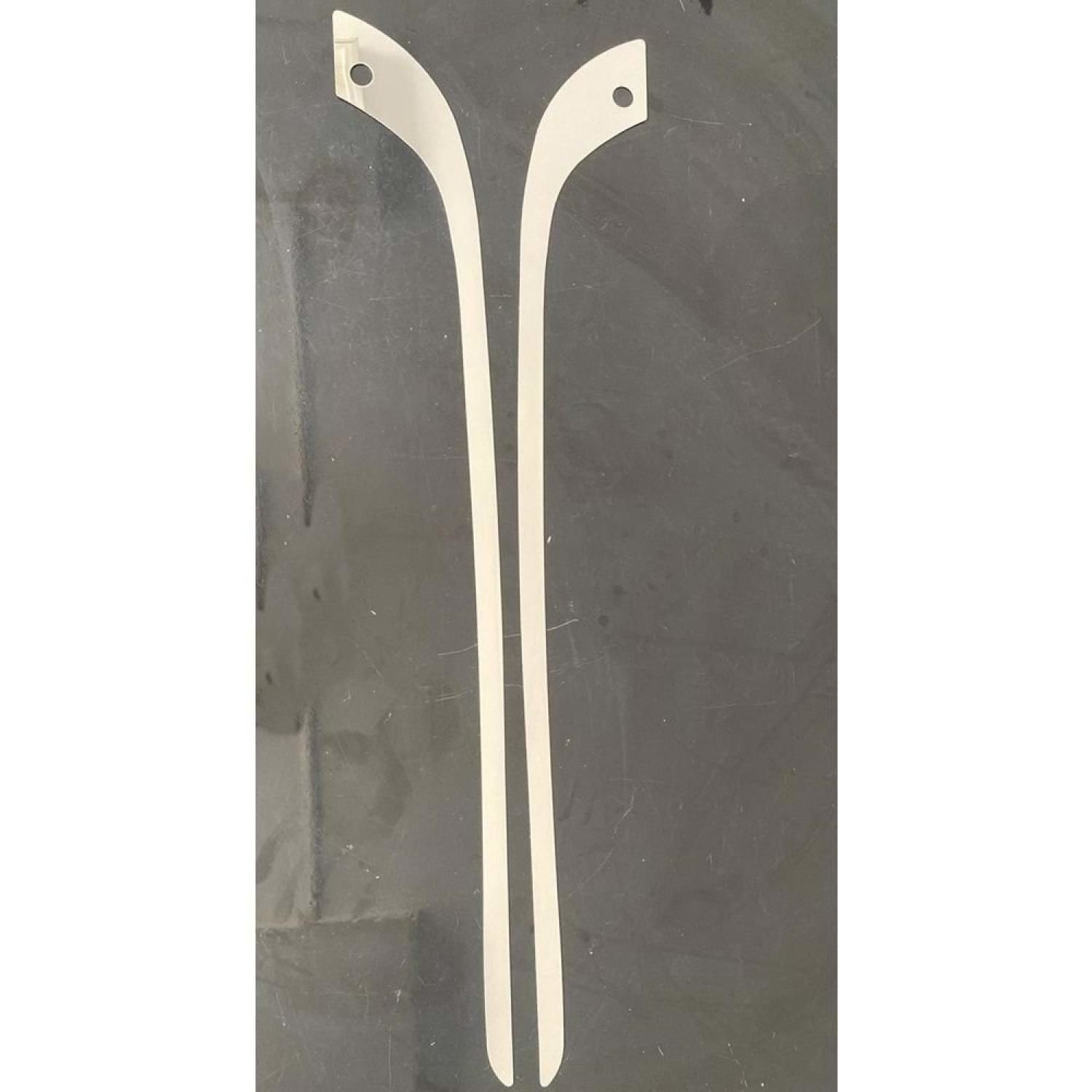 Mercedes Axor ÖN YAN CAM ÇITA KROMU