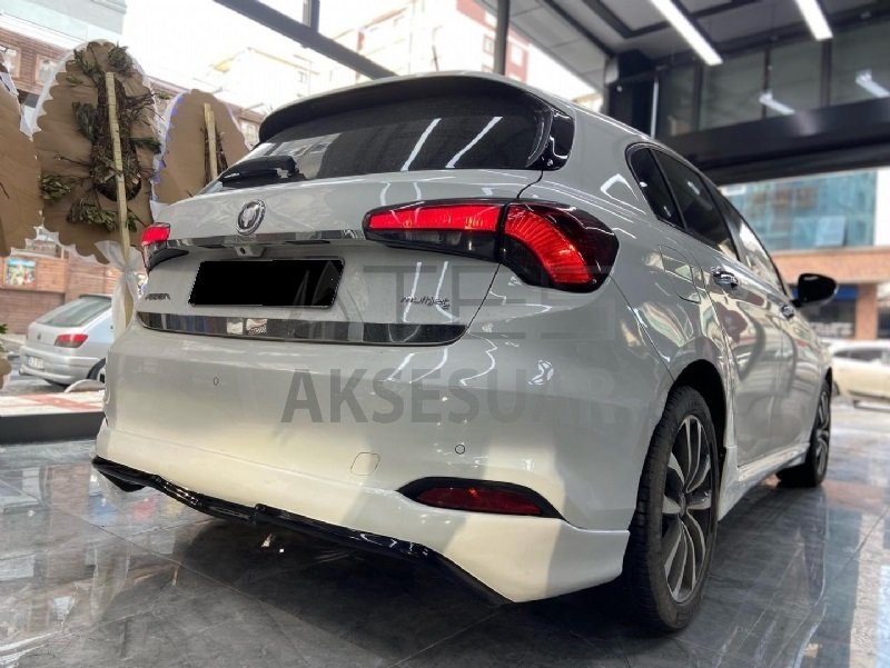 Fiat Egea HB Spoiler