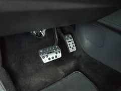 FOCUS IÇIN UYUMLU 2010-2019 PEDAL SETI SIYAH YAZILI AT