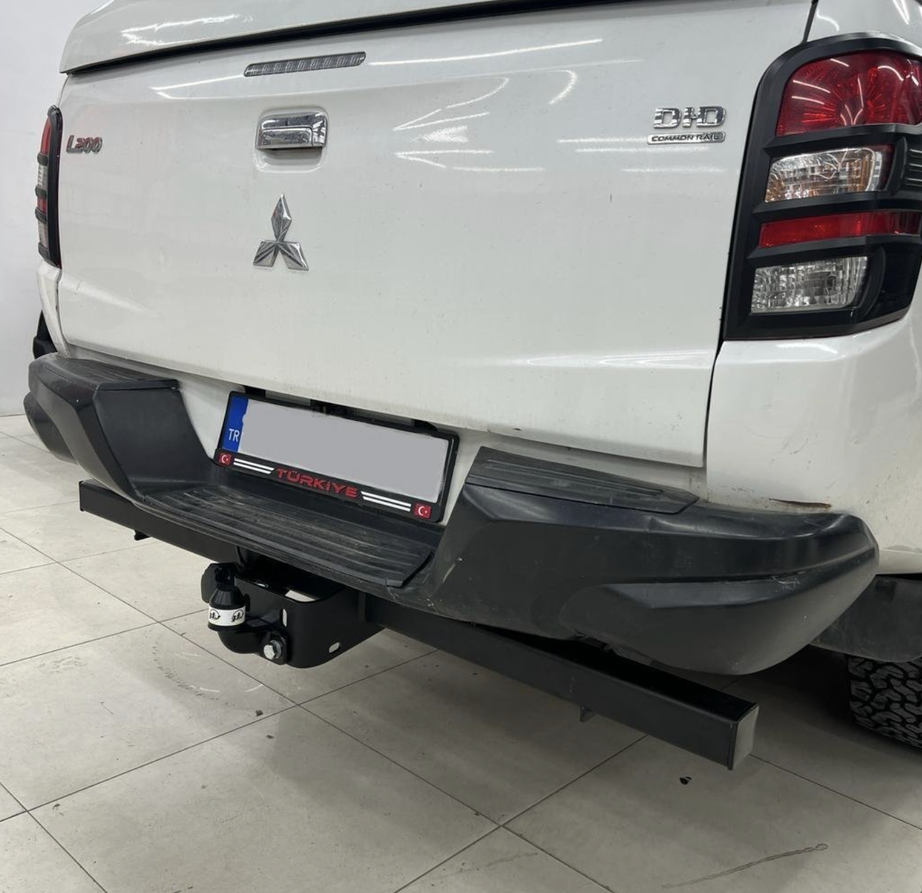 Mitsubishi L200 Çeki Demiri