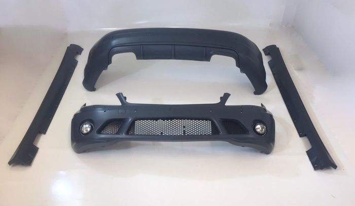 W204 2007-2011 IÇIN UYUMLU  C63 BODY KIT (MAKYAJSIZ)