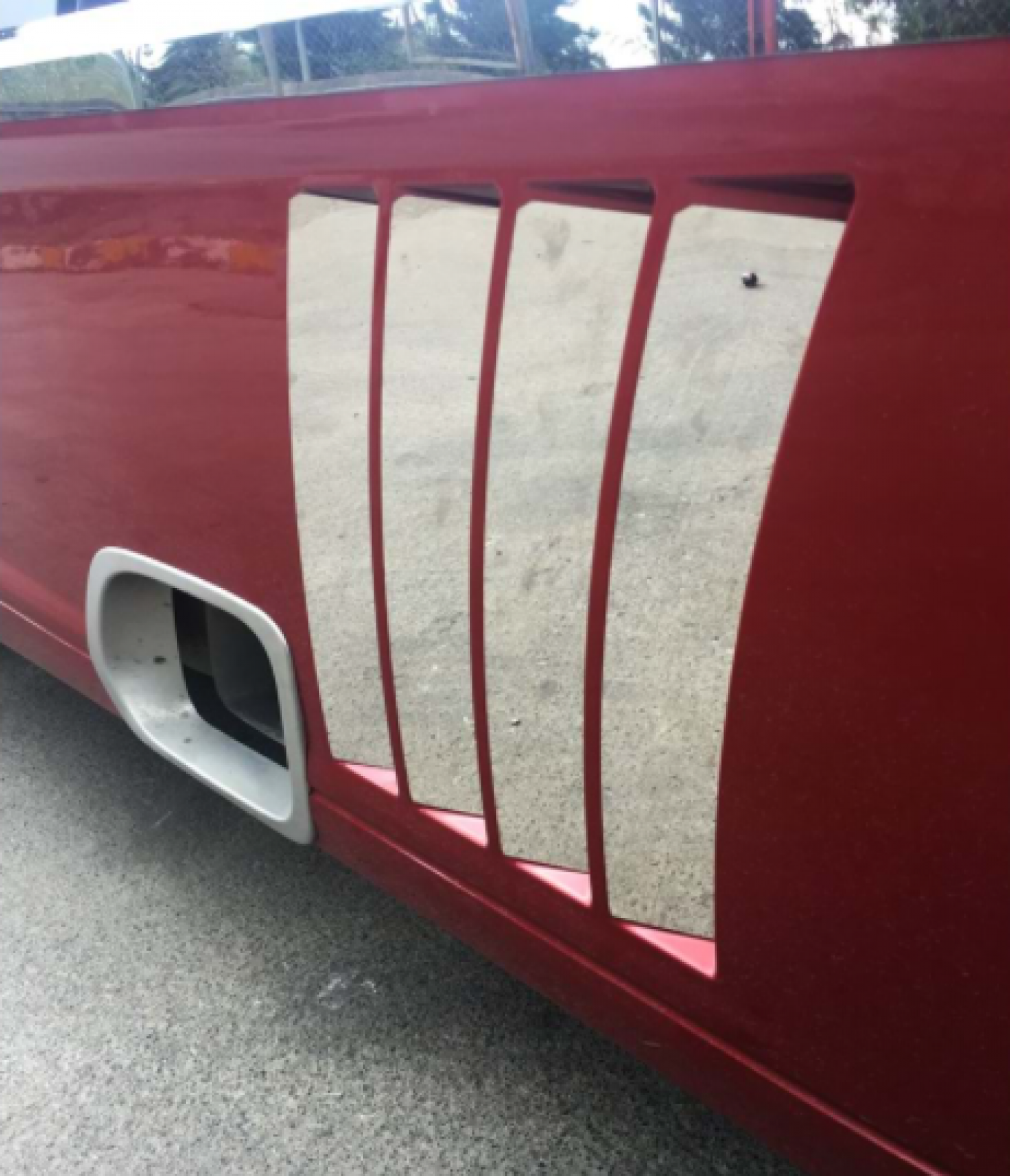 Mercedes Benz YANLIK ORTASI DİK KROMLAR 4 PARÇA