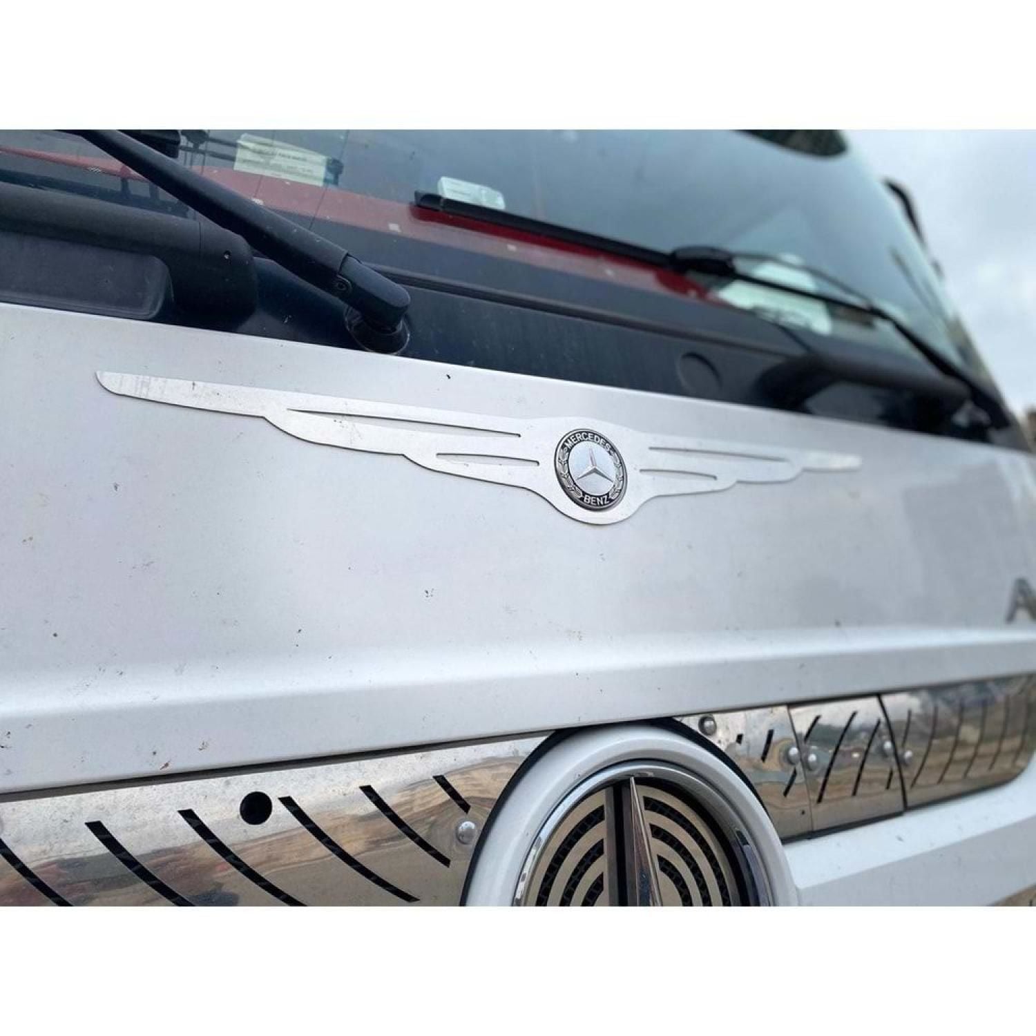 Mercedes Axor ÖN LOGO ETRAFI KROMU