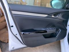 CIVIC FC5 2016-2020 IÇIN UYUMLU KAPI KOLÇAK ARKASI KAPLAMA PIANO BLACK