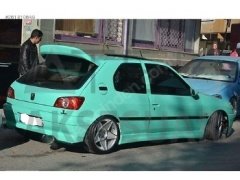 PEUGEOT 306 SPOON SPOİLER Boyalı