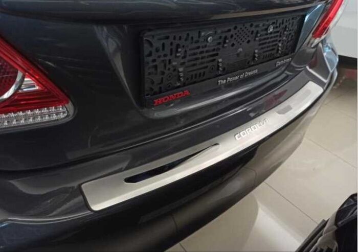 COROLLA 2013-2016  IÇIN UYUMLU  ARKA TAMPON ÜST KAPLAMA  KALIN MODEL