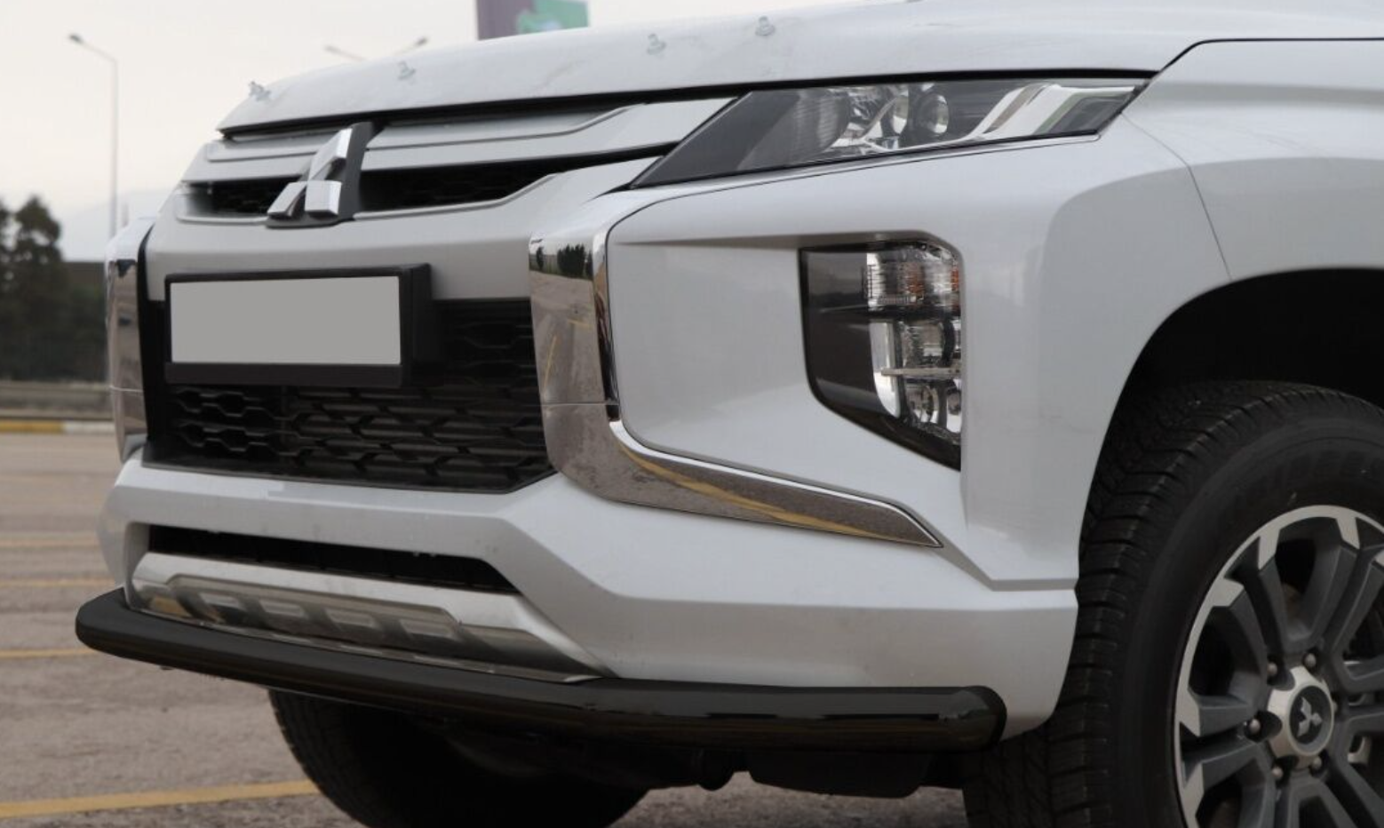 Mitsubishi L200 Ön Koruma