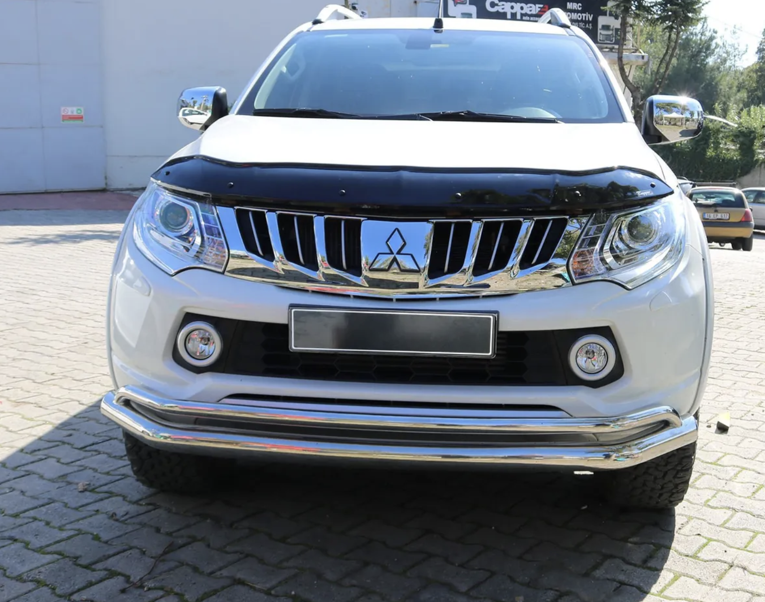 Mitsubishi L200 Ön Koruma