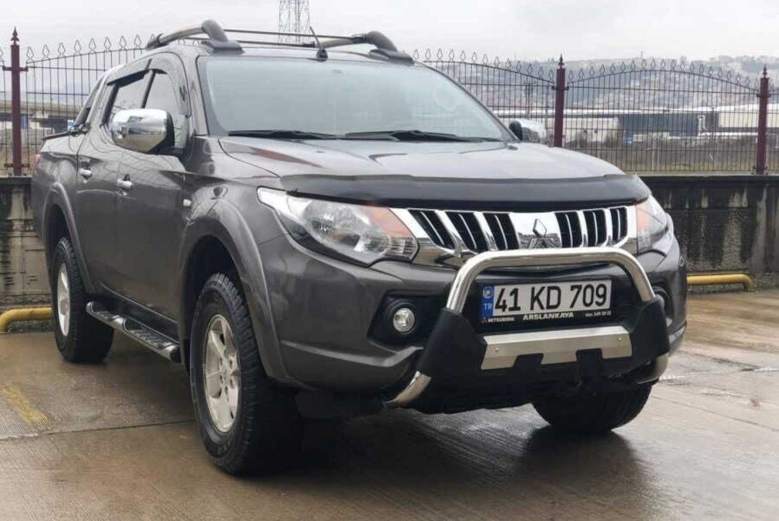 Mitsubishi L200 Ön Koruma