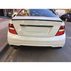 W204 2007-2014 C SERISI IÇIN UYUMLU BAGAJ SPOILER PIANO BLACK