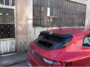Renault Megane 4 H/B Spoiler Boyalı