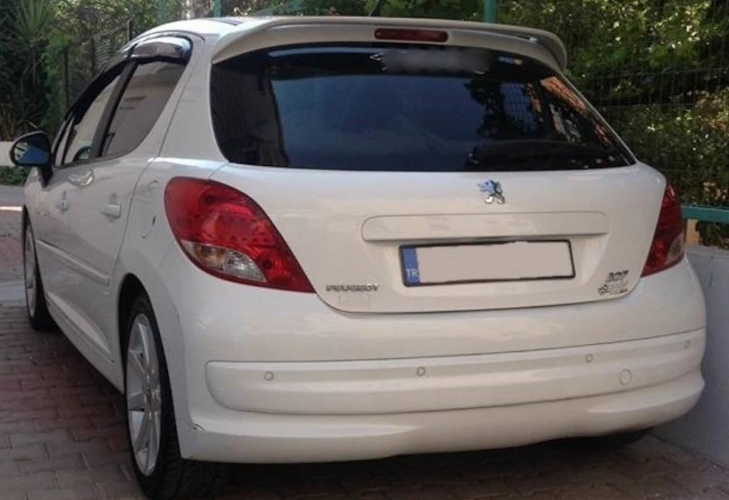 Peugeot 207 Spoiler