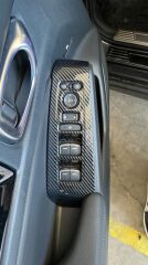 CIVIC FE1 2022 IÇIN UYUMLU  CAM DUGME KAPLAMA - KARBON