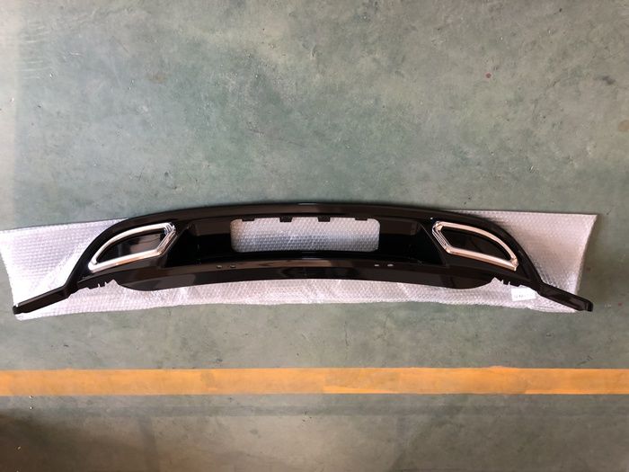 GOLF 6  IÇIN UYUMLU 7,5 R-LINE DIFÜZÖR