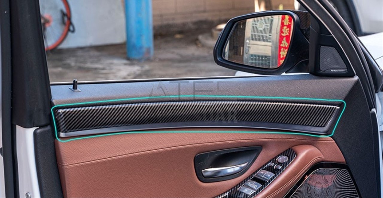 BMW 5 SERİSİ F10 İÇ KAPI ÇITASI KAPLAMA - KARBON
