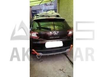 Renault Megane 3 Sport Tourer Arka Difüzör Station Wagon Boyalı
