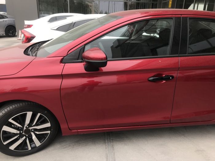 CITY 2020+ IÇIN UYUMLU  KAPI KOLU KAPLAMA  - PIANO BLACK