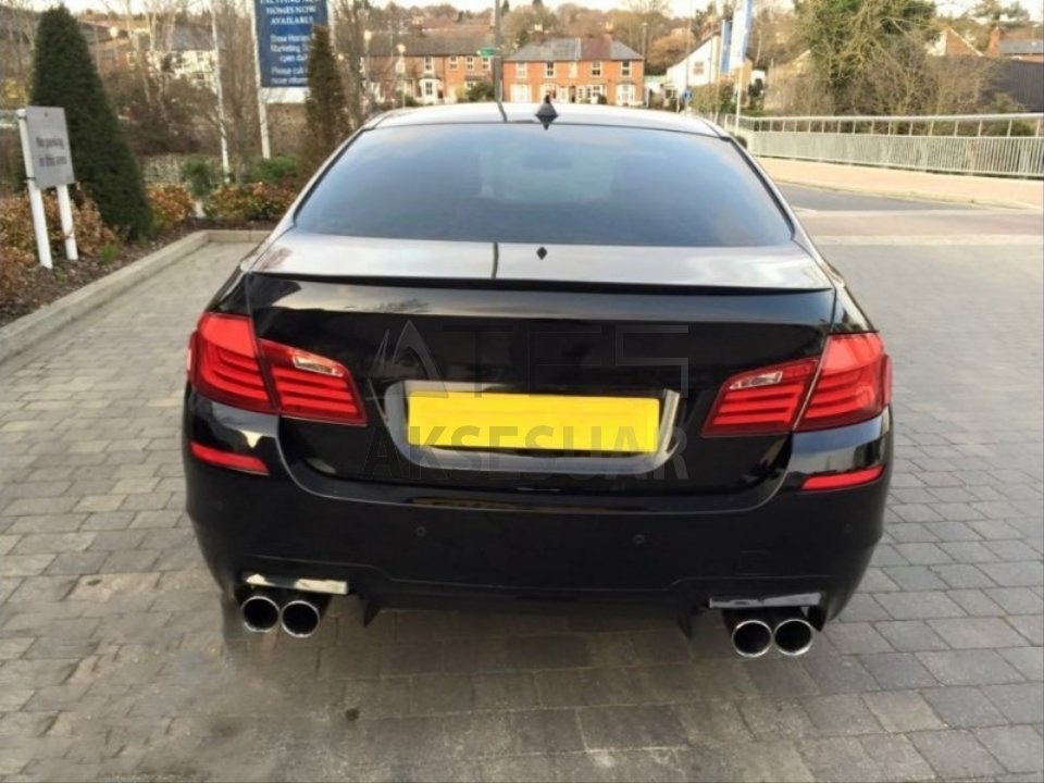 BMW 5 SERISI F10 M5 BODY KIT (2010-2017) SİS YUVALI