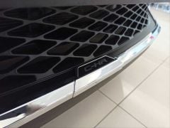 C-HR 2016-2019 IÇIN UYUMLU IÇIN UYUMLU ÖN FLAP KROM