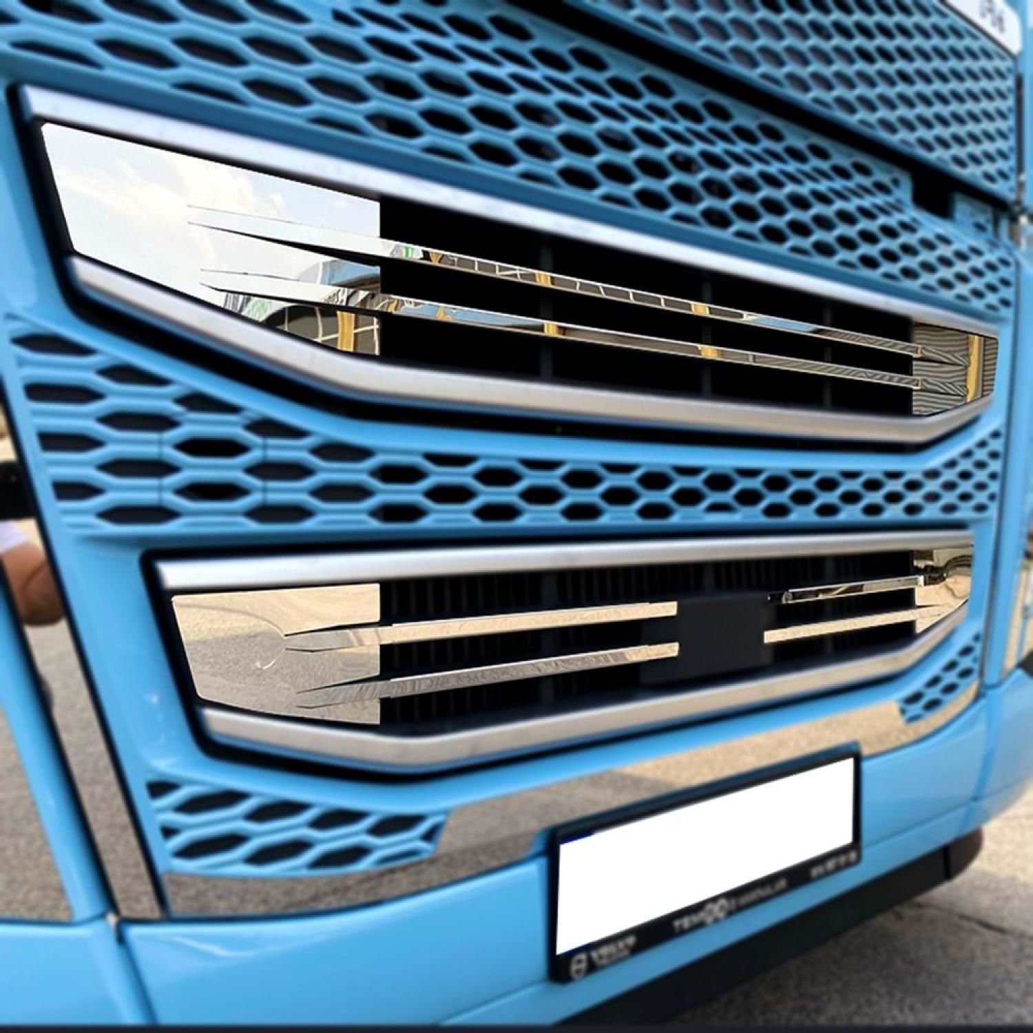 Volvo FH4 PANJUR ORTASI KROMU 3 PARÇA 2021