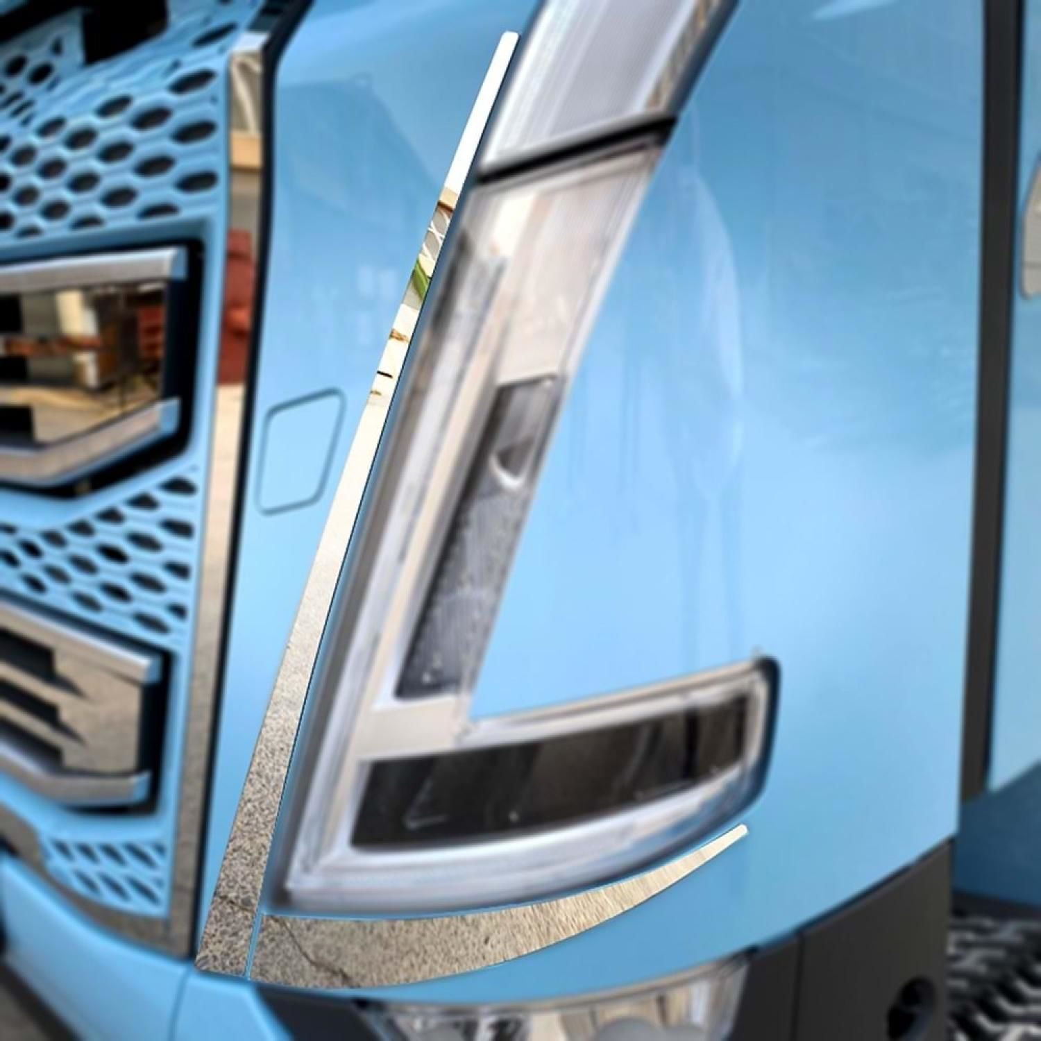 Volvo FH4 FAR ETRAFI KROMU 2021