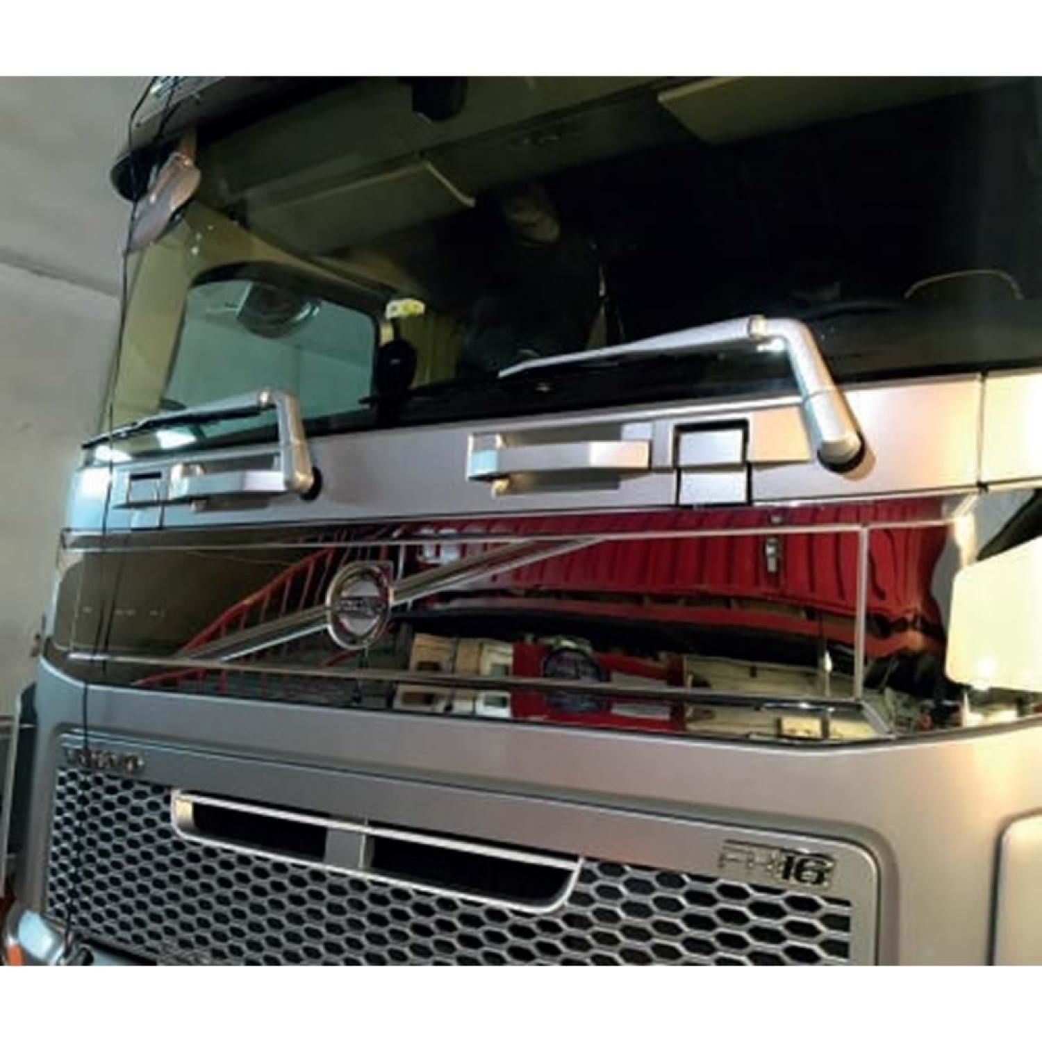 Volvo FH4 PANJUR ÜSTÜ KROMU 2021