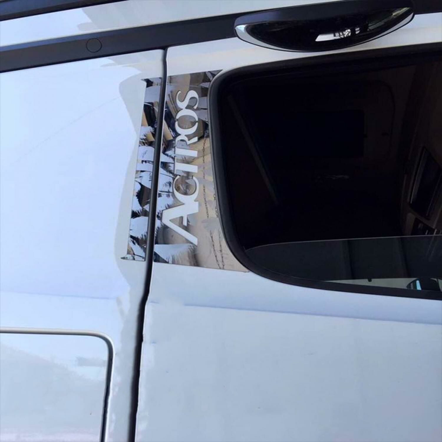 Mercedes Benz KAPI DİREĞİ KROMU