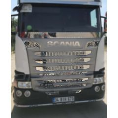 Scania G400 DELİKLİ ÖN PANJUR KROMU