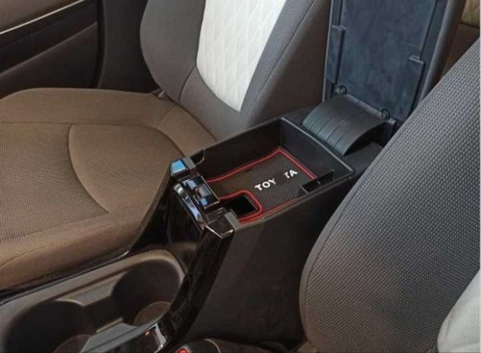 COROLLA 2019+ IÇIN UYUMLU ORTA KONSOL KUTUSU