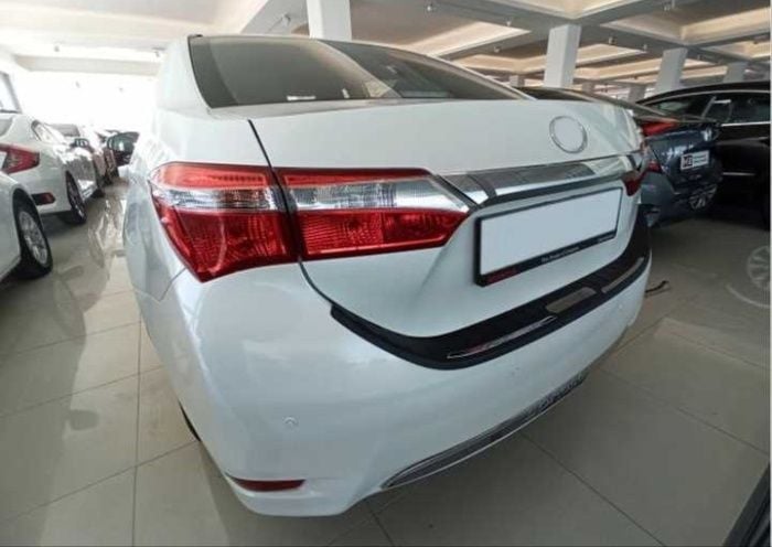 COROLLA 2014-2018 IÇIN UYUMLU ARKA TAMPON ÜST KORUMASI PLASTIK