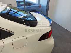 TOYOTA COROLLA 2019+ BAGAJ USTÜ SPOILER B DIZAYN (PIANO BLACK)