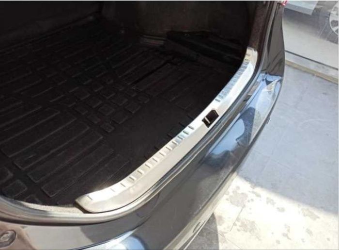 COROLLA 2014-2018 IÇIN UYUMLU BAGAJ ESIK KORUMA KROM