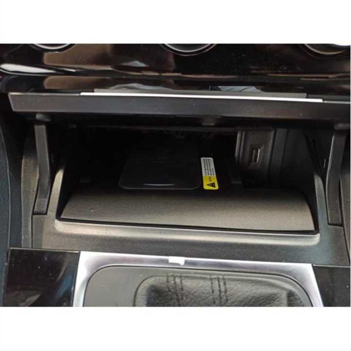 GOLF 7 - 7.5 IÇIN UYUMLU KABLOSUZ TELEFON SARJI