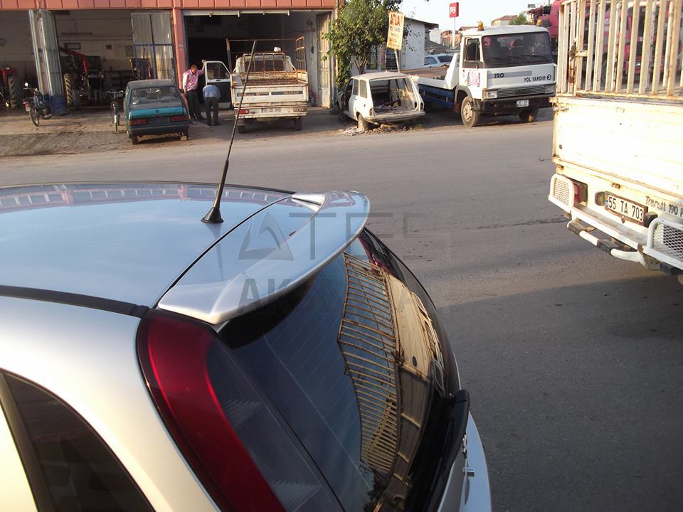 OPEL CORSA C Ayaklı Spoiler