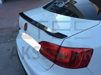 VW Jetta 2011-2013 Anatomik Spoiler Boyalı